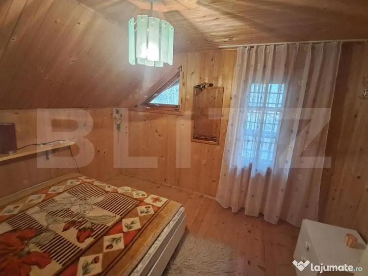 Casă cu 4 camere cu Teren 240 Mp în Central