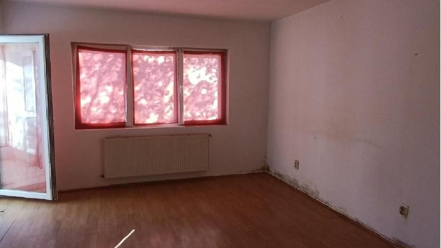 Apartament cu 3 camere decomandat în Șelimbăr