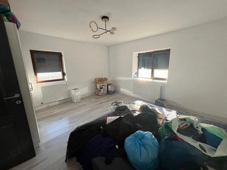 Casă cu 6 camere cu Teren 1800 Mp în Dudeștii Noi