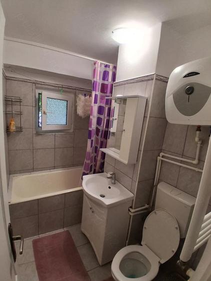 Garsonieră semidecomandată în Basarabia