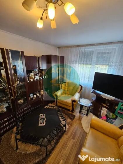 Apartament cu 2 camere decomandat în Central