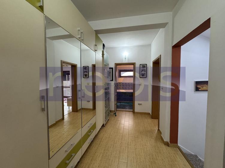Casă individuală cu 4 camere cu Canalizare în Chitila