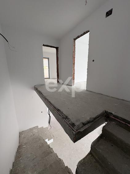 Casă cu 3 camere cu Canalizare în Smeura