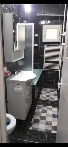 Apartament cu 3 camere decomandat în Brâncoveanu