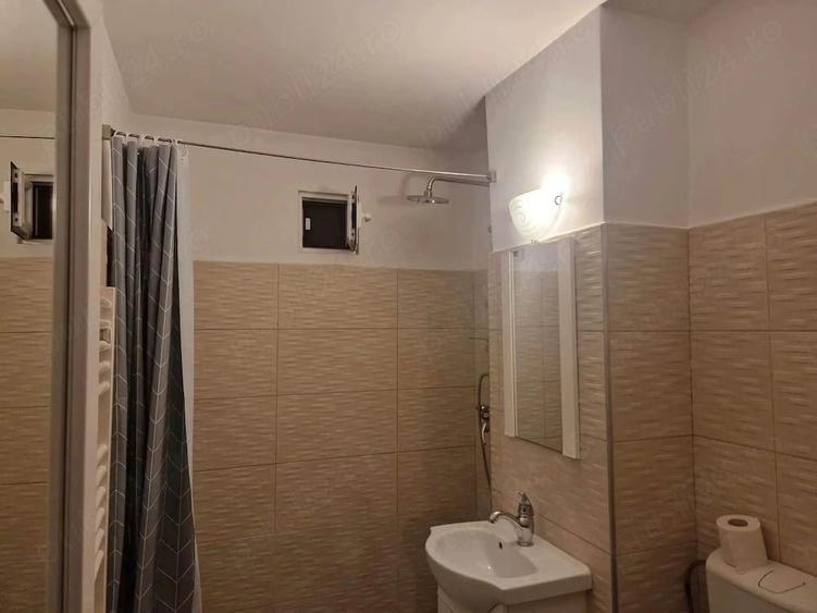 Apartament cu 2 camere nedecomandat în Central