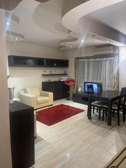 Apartament cu 3 camere decomandat în Gară