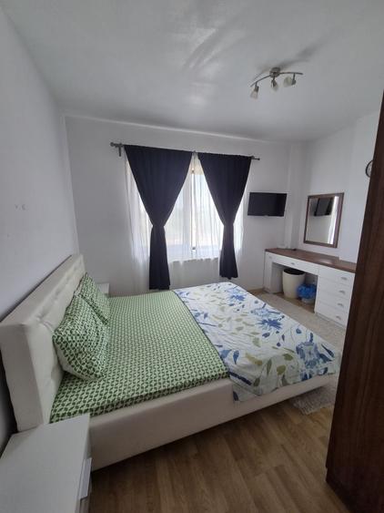Apartament cu 2 camere decomandat în Smeura