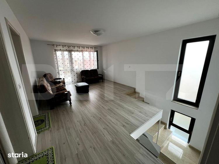 Casă cu 4 camere cu Teren 470 Mp în Teiu