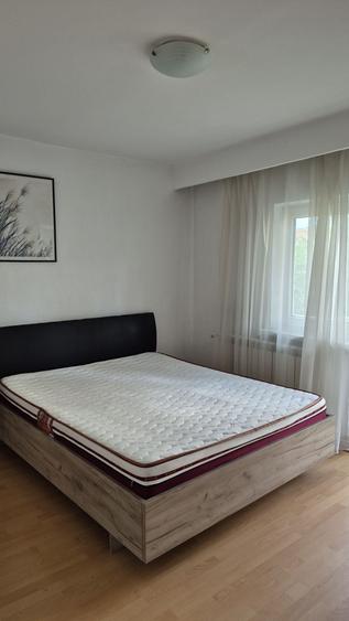 Apartament cu 3 camere decomandat în Nord