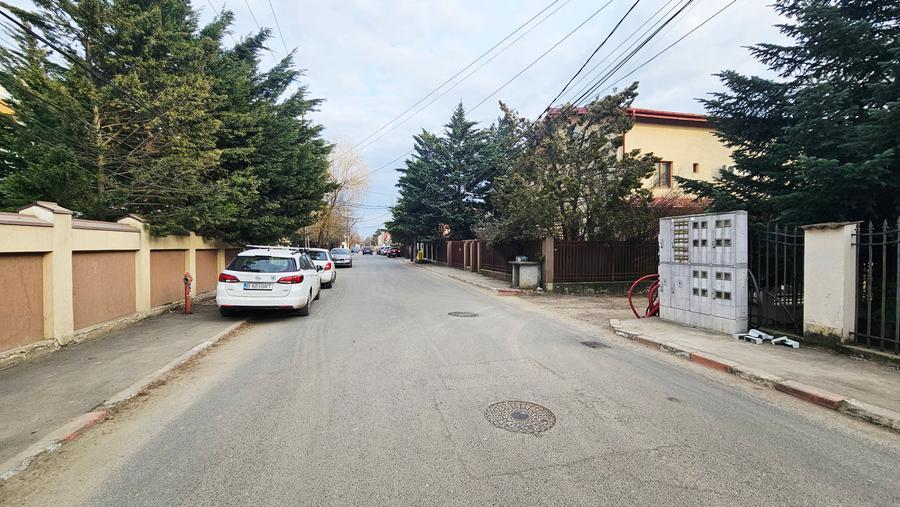 Teren Construcții intravilan de 1000 mp, în Pipera