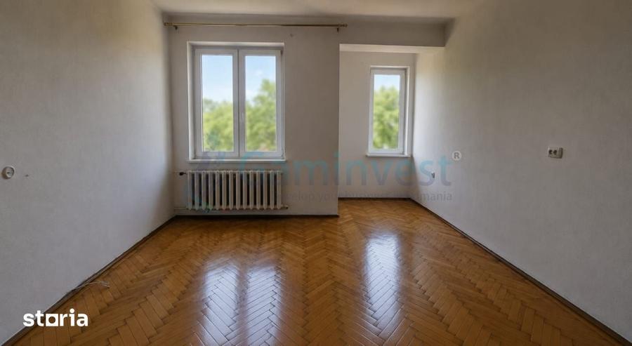 Apartament cu 3 camere decomandat în Central