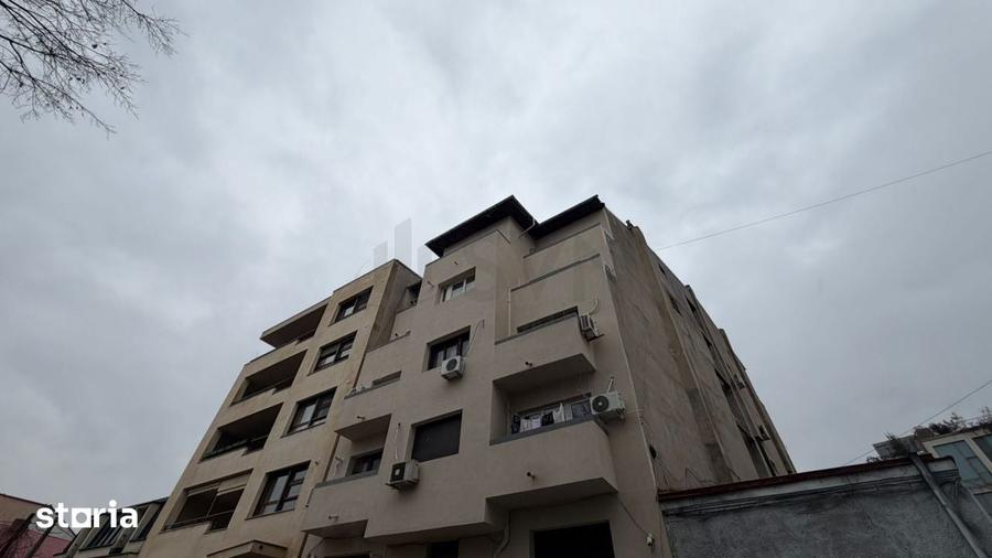 Apartament cu 2 camere decomandat în Calea Victoriei