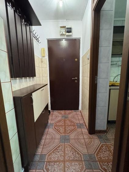 Apartament cu 2 camere decomandat în Brâncoveanu