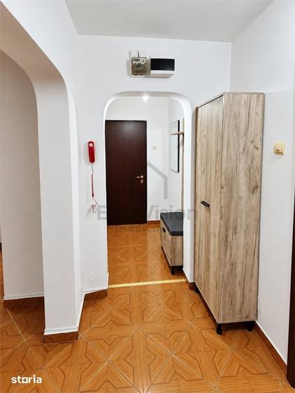 Apartament cu 4 camere în Pantelimon