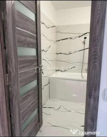 Casă cu 3 camere cu Teren 400 Mp în Central