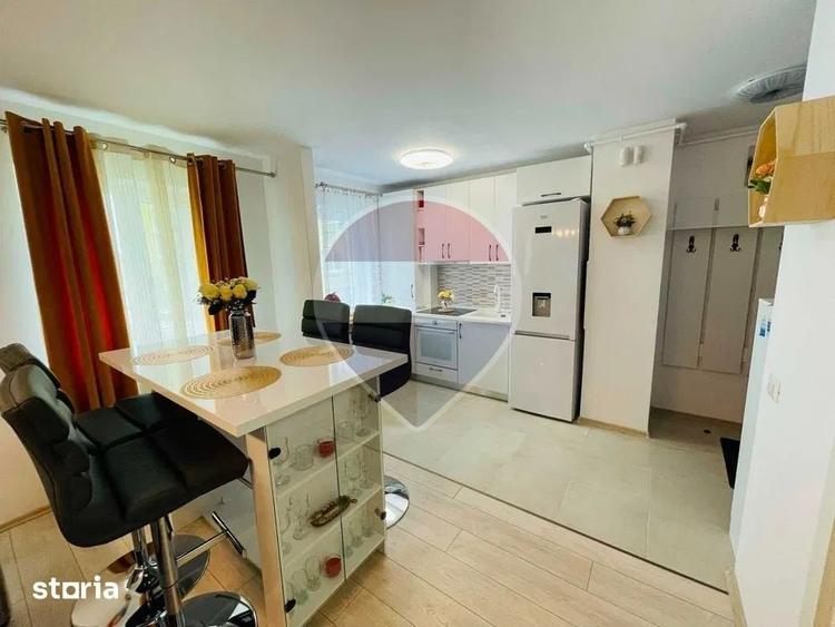 Studio modern Top City CORESI - 4