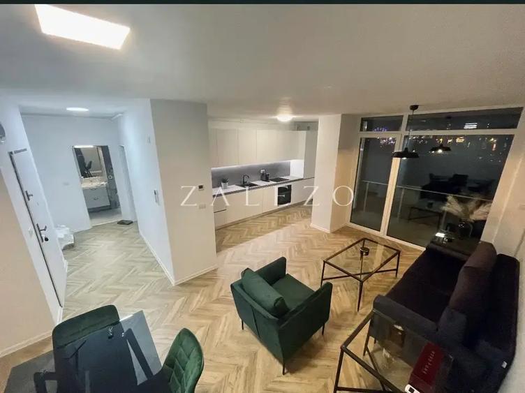 Apartament cu 2 camere decomandat, mobilat în Central