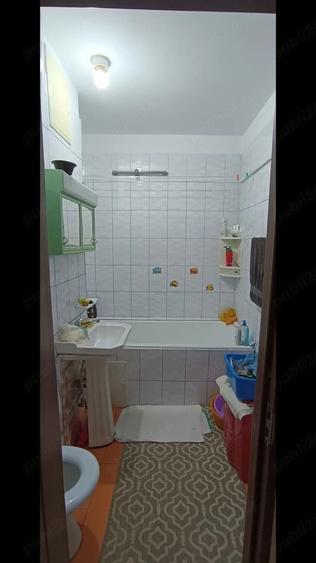 Apartament 3 Camere De Inchiriat Sector 2 - 7