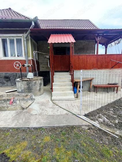 Casă cu 3 camere în Făureni