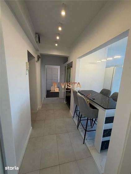 Apartament cu 2 camere decomandat în Centrul Civic