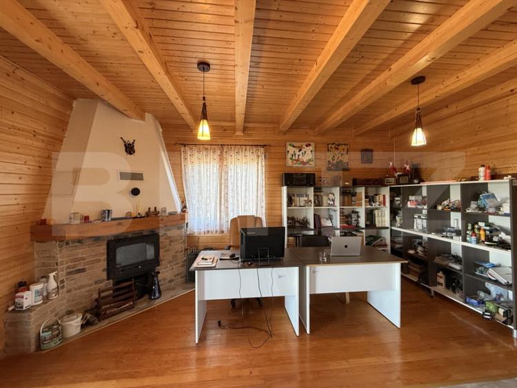 Casa de vacan?a 112 mp, teren 2200mp, piscina, teren fot - 4