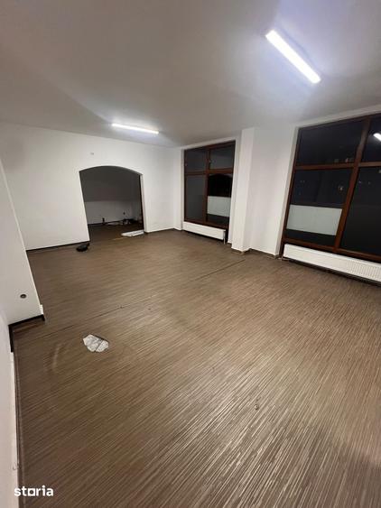 Spațiu comercial, de 164 mp, în Central