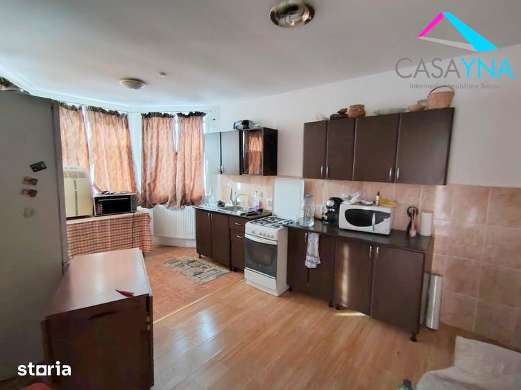 Casă cu 5 camere cu Teren 780 Mp în Sărata