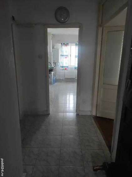 Apartament cu 3 camere decomandat în Decebal