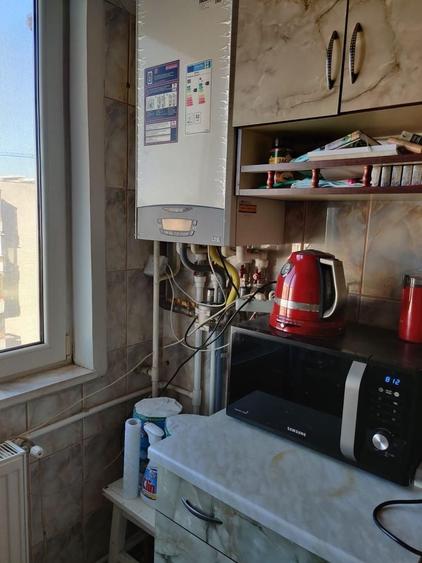 Apartament cu 2 camere decomandat, mobilat în Păcii