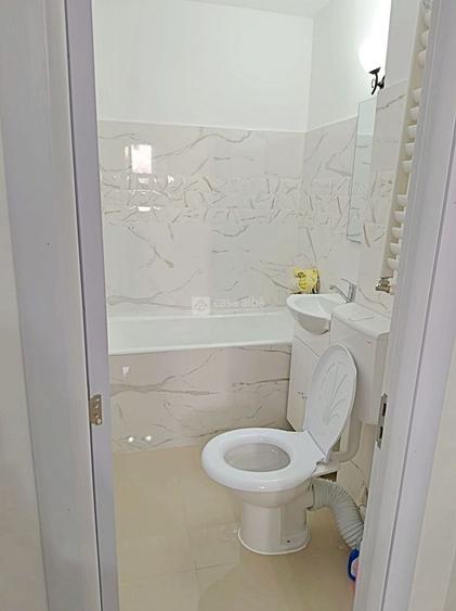 Apartament cu 2 camere nedecomandat în Tătărași