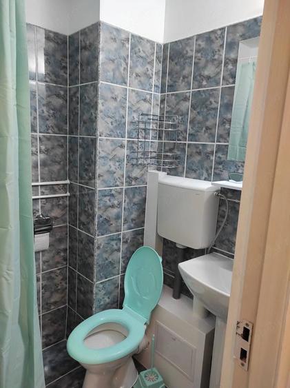Garsonieră decomandată în Central