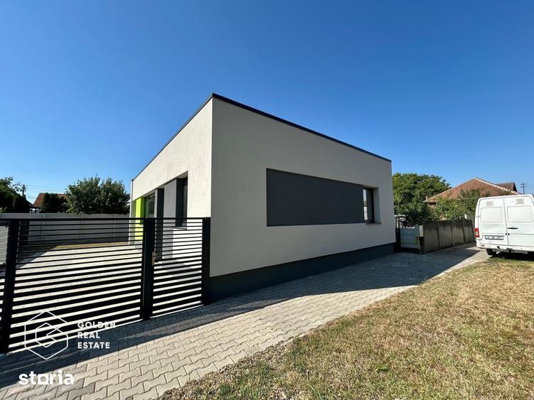 Casă cu 4 camere cu Teren 376 Mp în Vladimirescu
