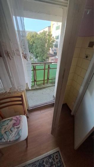 Apartament 2 camere decomandat, 58 mp Micro 17, Aleea Nectarului, etaj 2 - 8