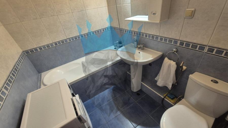 Apartament cu 2 camere decomandat, mobilat în P-ța Alba Iulia
