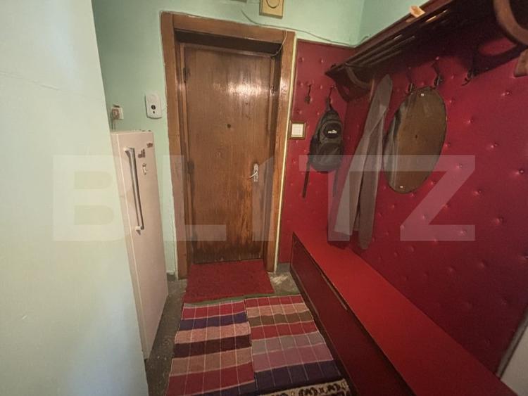 Apartament cu 2 camere semidecomandat, mobilat în Botizului