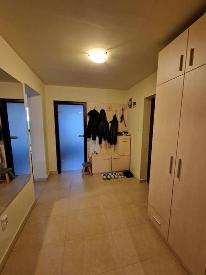 Apartament cu 3 camere decomandat în Tipografilor