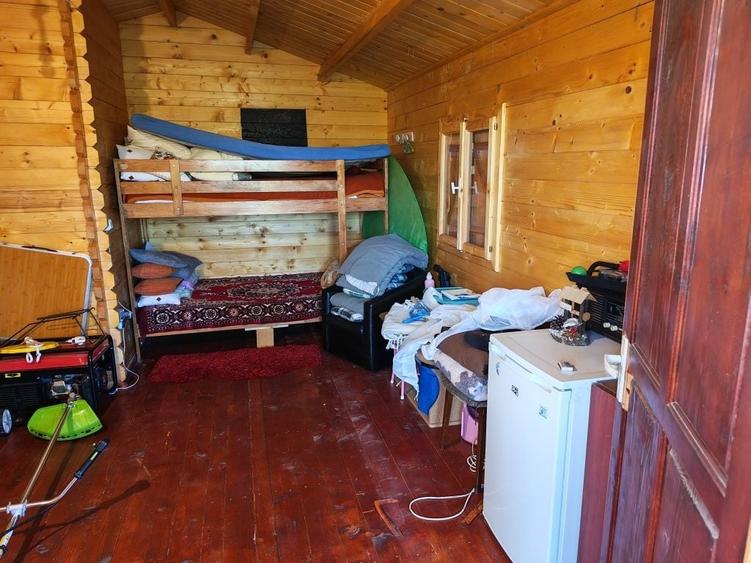 Casă cu 1 camere în Inuri