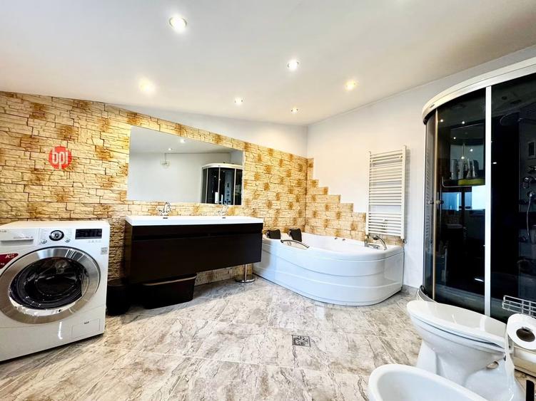 Apartament cu 3 camere decomandat în Fălticeni