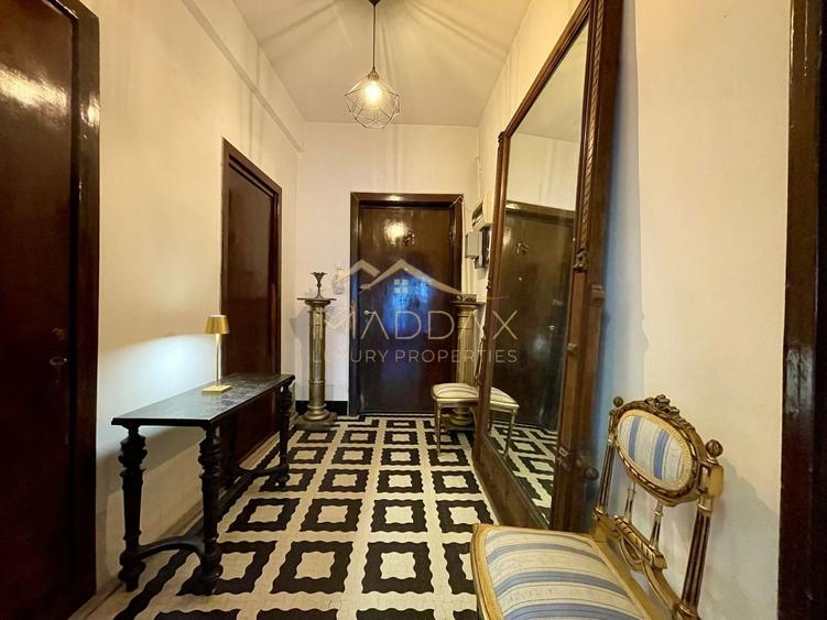 Apartament cu 5 camere semidecomandat, mobilat în Centrul Istoric