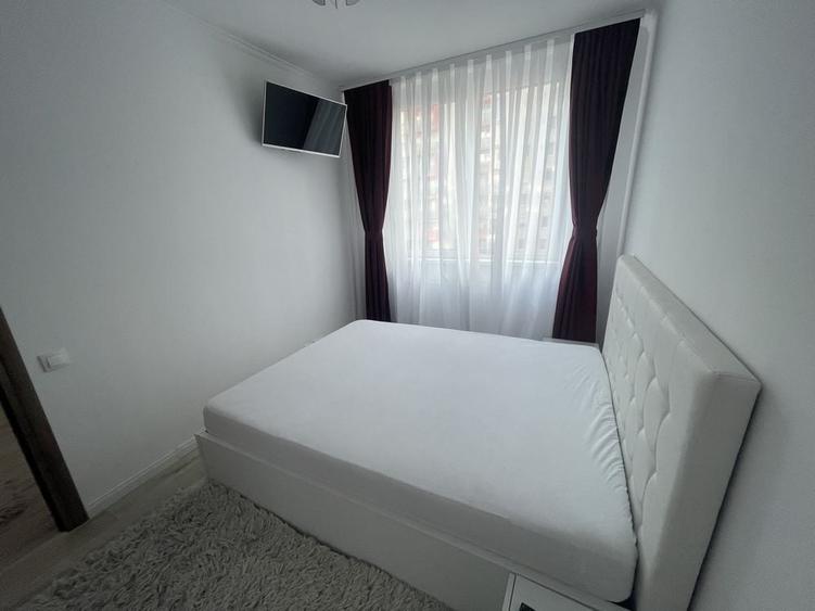 Apartament cu 2 camere decomandat în Decebal