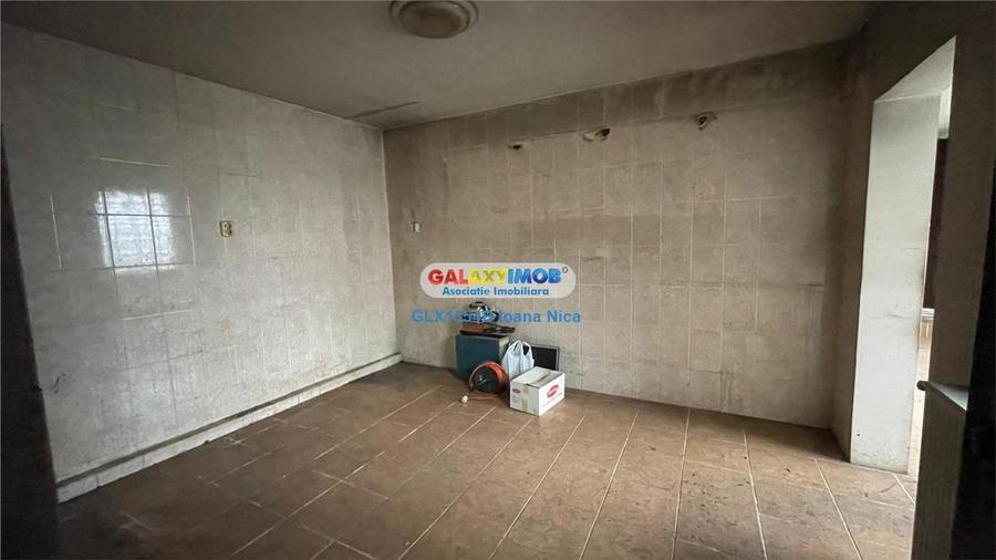 Casă cu 2 camere cu Garaj în Colentina