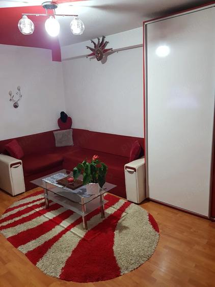 Apartament cu 2 camere decomandat în Iosefin