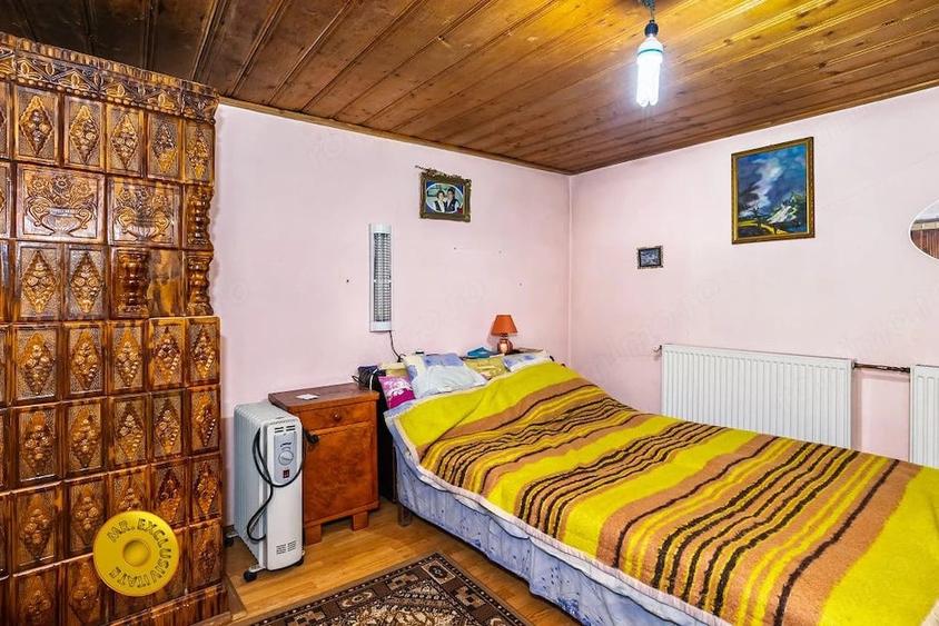 Casă cu 4 camere cu Teren 5232 Mp în Căldăraru