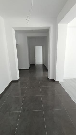 Apartament cu 3 camere decomandat în Găgeni