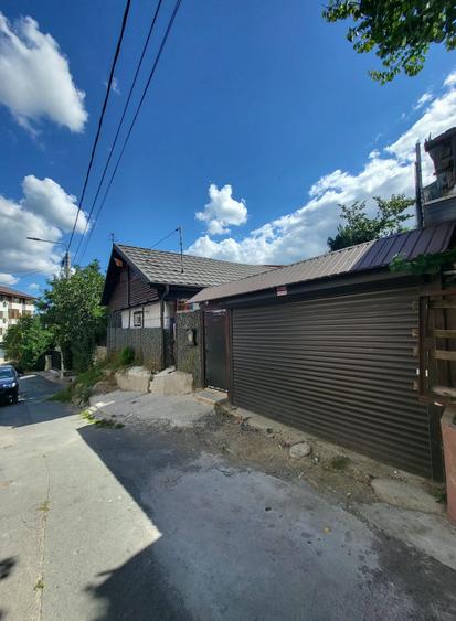 Casă cu 4 camere în Exterior Vest
