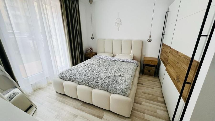 Apartament cu 2 camere decomandat în Crețuleasca