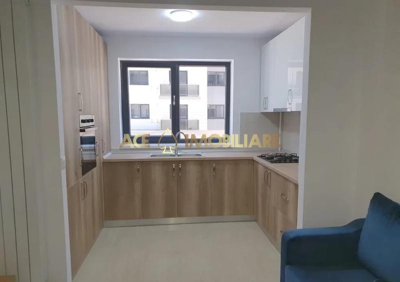 Apartament cu 2 camere semidecomandat, mobilat în Titan