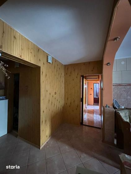 Apartament cu 3 camere decomandat, mobilat în Lacu Dulce