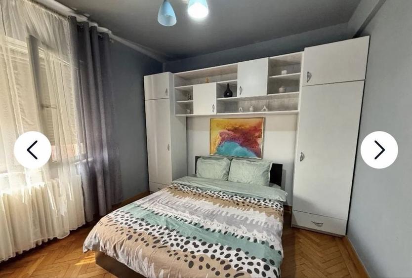 Apartament cu 4 camere în Cetate