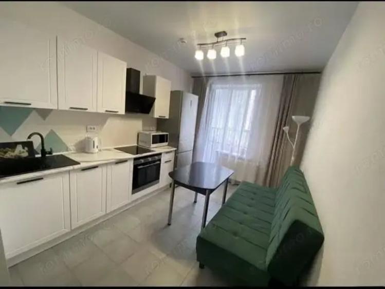 Garsonieră decomandată în Bucureștii Noi